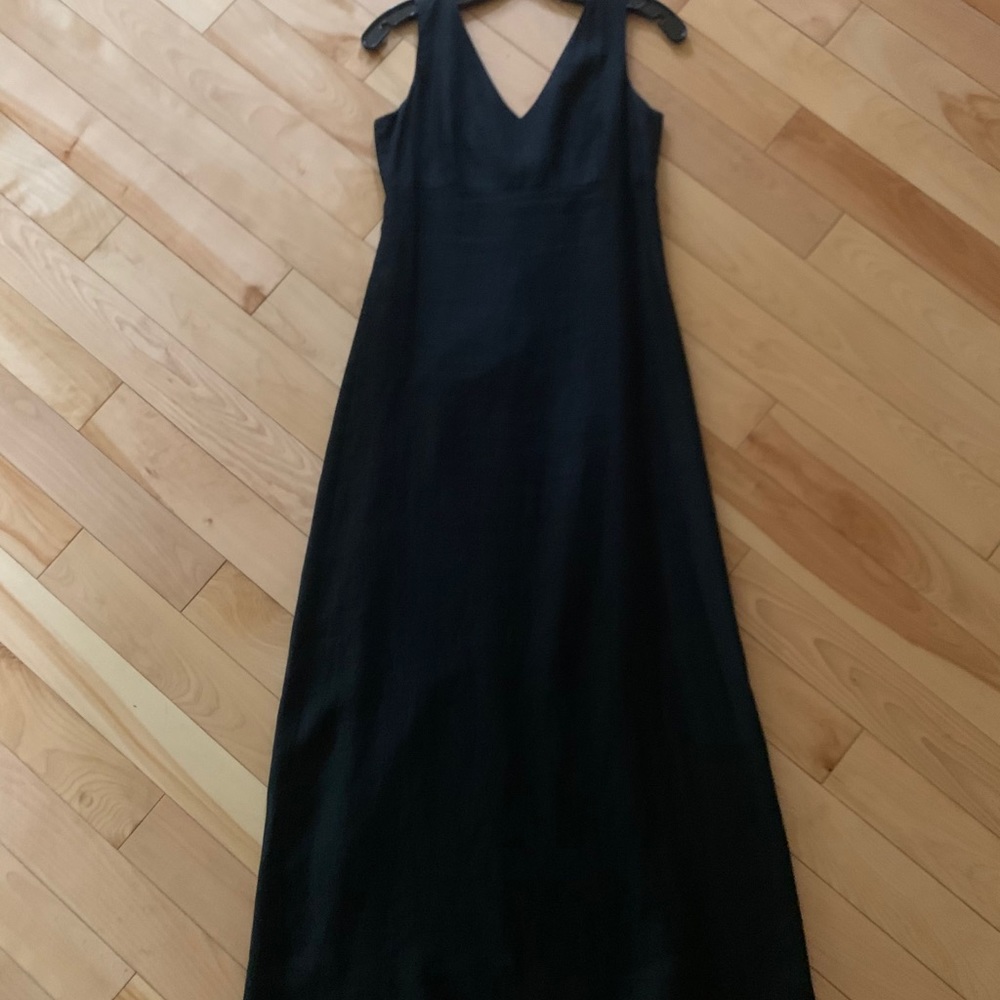 Banana Republic maxi v neck dress